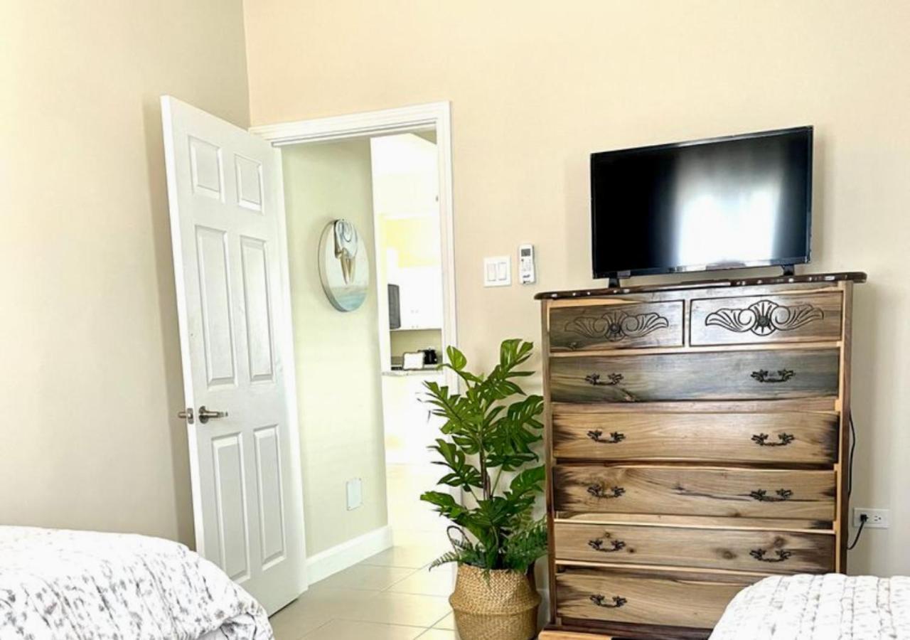 Seashore Vacation Home, Oceanpointe, Lucea, Jamaica 외부 사진