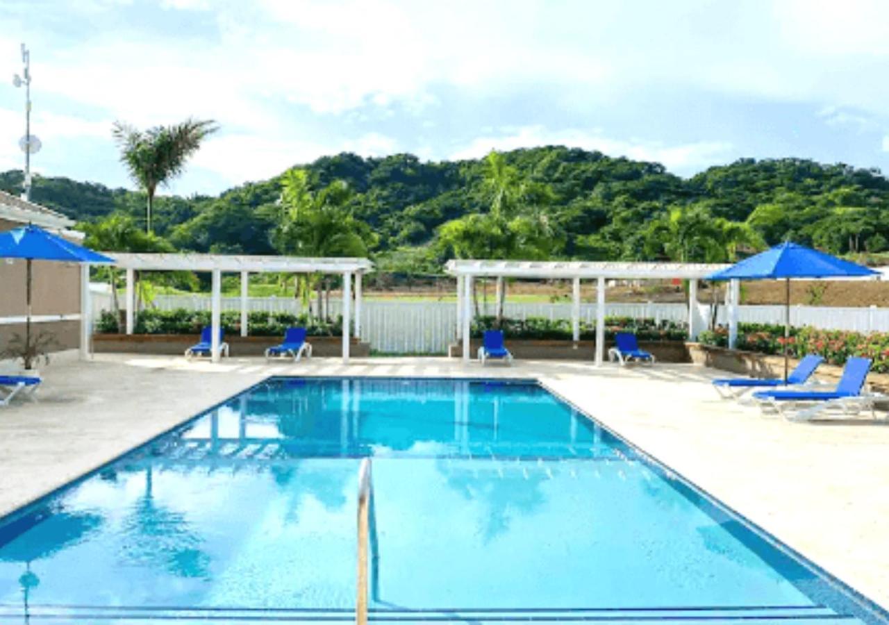 Seashore Vacation Home, Oceanpointe, Lucea, Jamaica 외부 사진