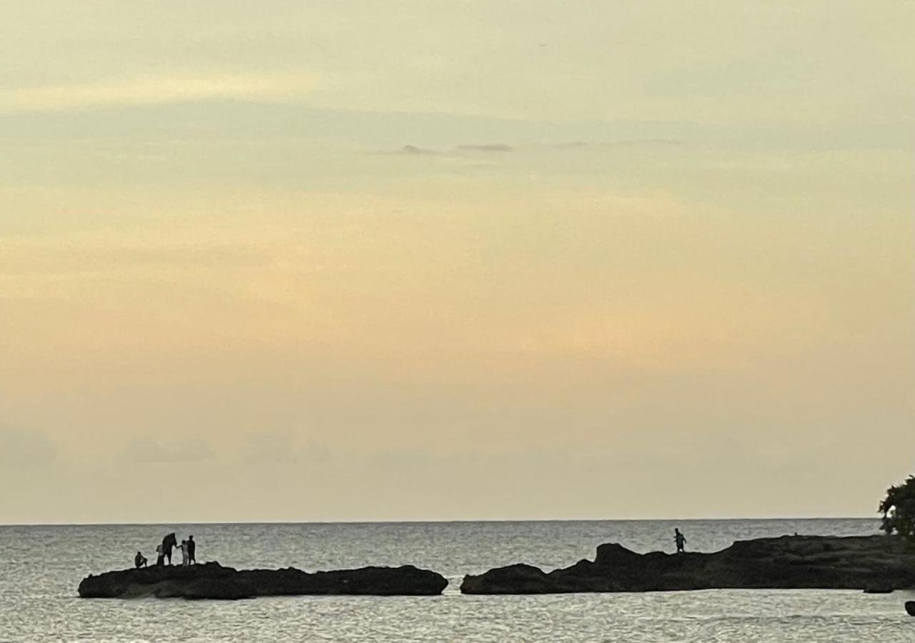 Seashore Vacation Home, Oceanpointe, Lucea, Jamaica 외부 사진